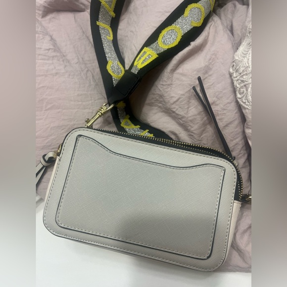 Purse - Picture 2 of 3